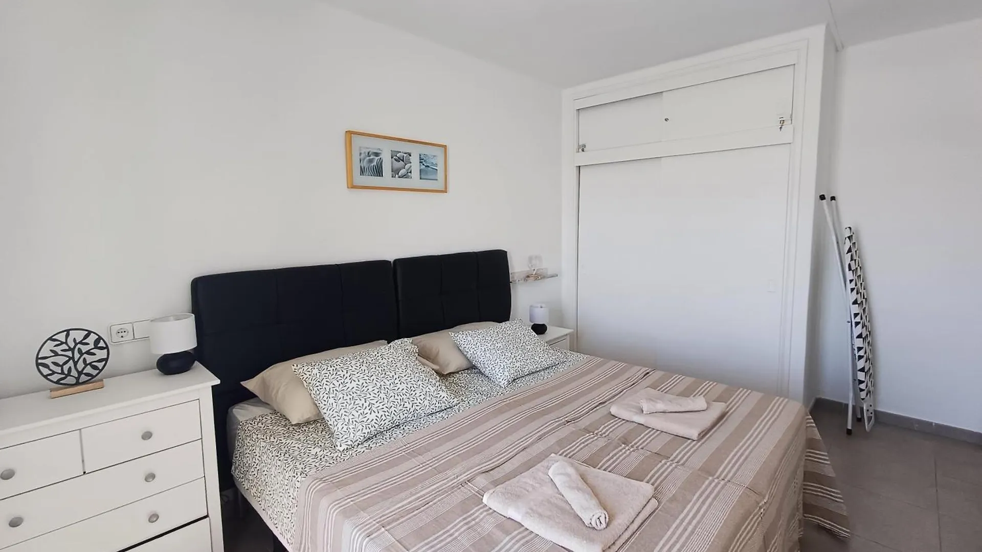 Top Floor Ocean Views Lanzamar - Renovated Gem With A Sunny, Private Terrace & Elevator & Pool - Puerto Del Carmen 0*, Puerto del Carmen (Lanzarote) Spanien
