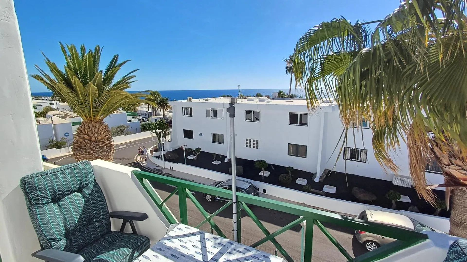 Lägenhet Top Floor Ocean Views Lanzamar - Renovated Gem With A Sunny, Private Terrace & Elevator & Pool - Puerto Del Carmen